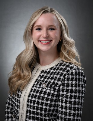 Betsy Bradfield web 2024